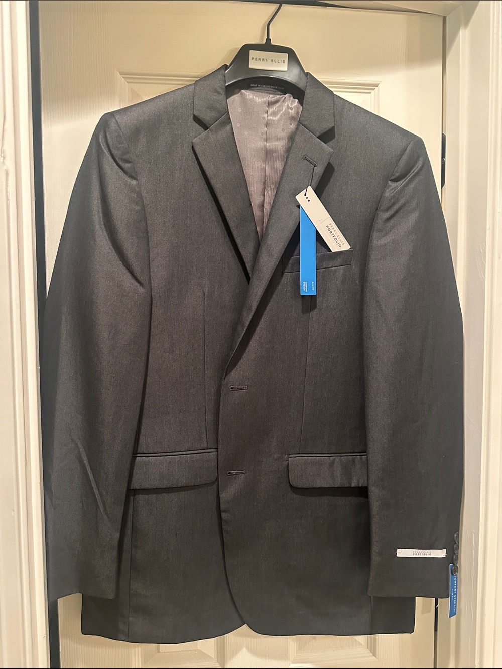 Perry Ellis Classic Men's Charcoal Single-Breasted Suit Jacket